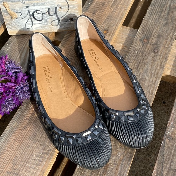 Kelsi Dagger Shoes - Kelsi Dagger Black Ballet Flats Size 8.5